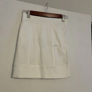 bebe Size 0 White Miniskirt - NWT